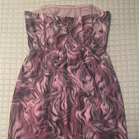 BCBG MaxAria Violet Martina Strapless
Cocktail dress, Size 4 - Picture 3 of 8